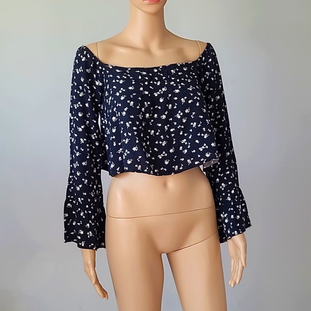 NIÑAS BY SYONE COLD FOX Bell Sleeves top